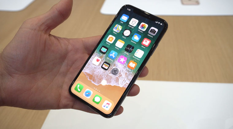 В iPhone X очень удобно переключать приложения