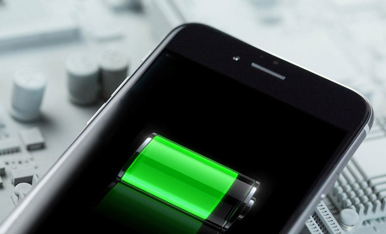 Сервисы не верят, что замена аккумулятора ускоряет iPhone