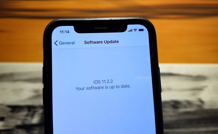 iOS 11.2.2 не замедляет iPhone