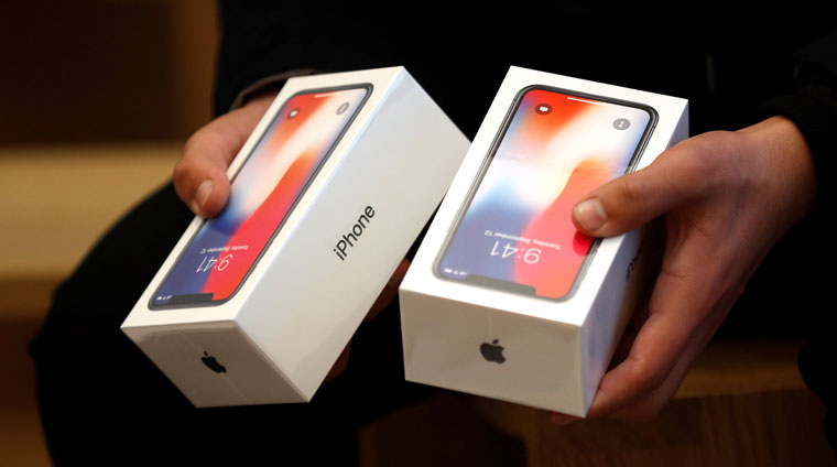 Скоро мы узнаем, сколько iPhone X продала Apple