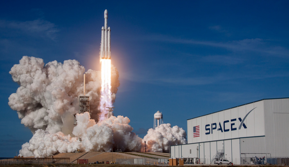 Как Илон Маск ракету с Tesla в космос отправлял