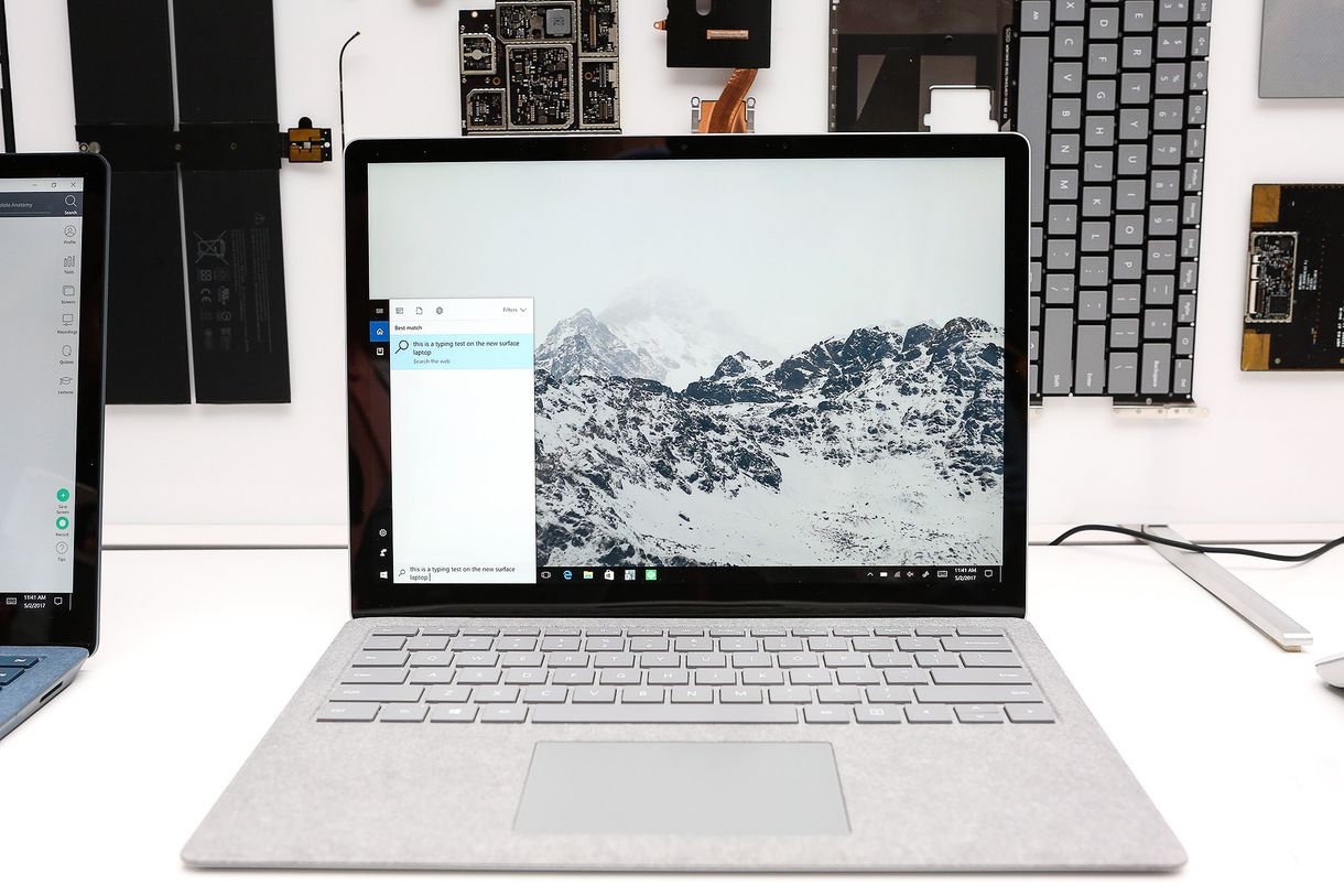 Microsoft представила упрощенный ноутбук Surface Laptop за $799