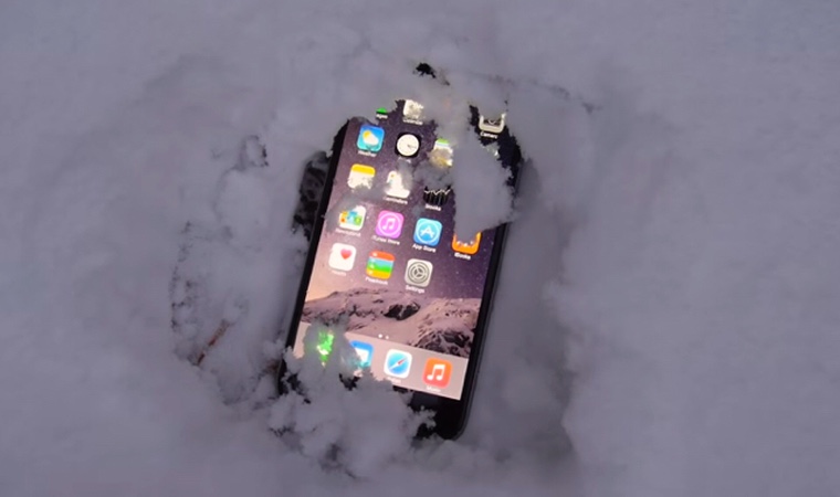 Что делать, если снег попал на iPhone
