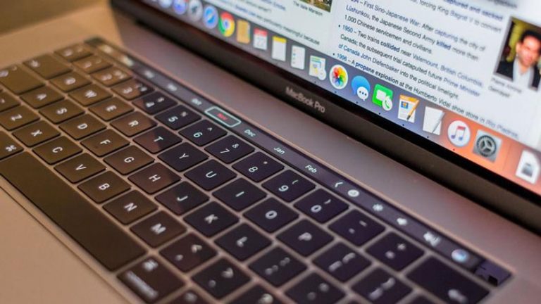 MacBook Pro с бракованной клавиатурой