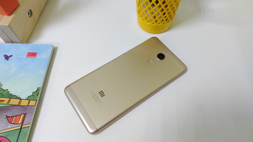 Xiaomi 5 Фото