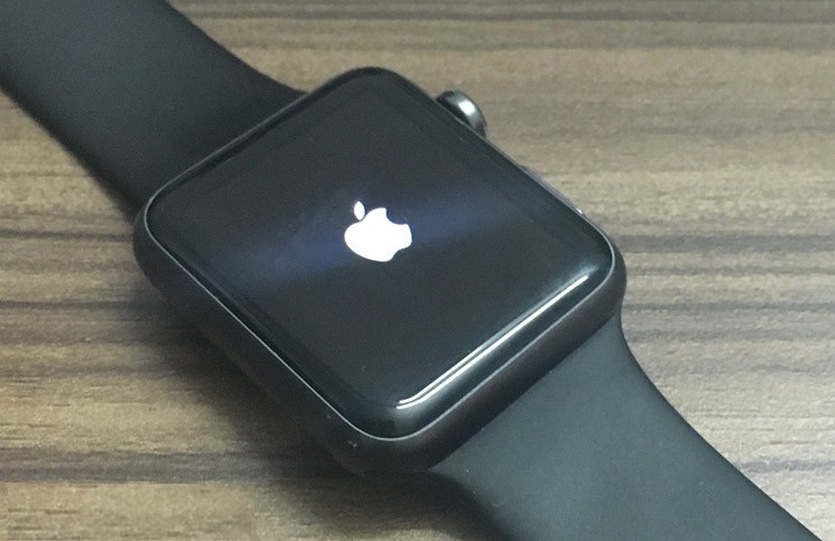 watchOS 4.3.1 исправила баг с вечным включением первых Apple Watch
