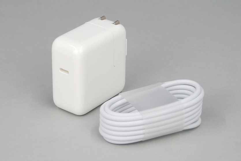 Apple выпустила 30-ваттный адаптер USB-C и отказалась от 29-ваттного
