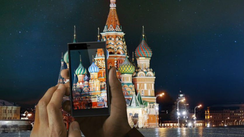 ФАС предложила предустанавливать российские приложения в смартфоны