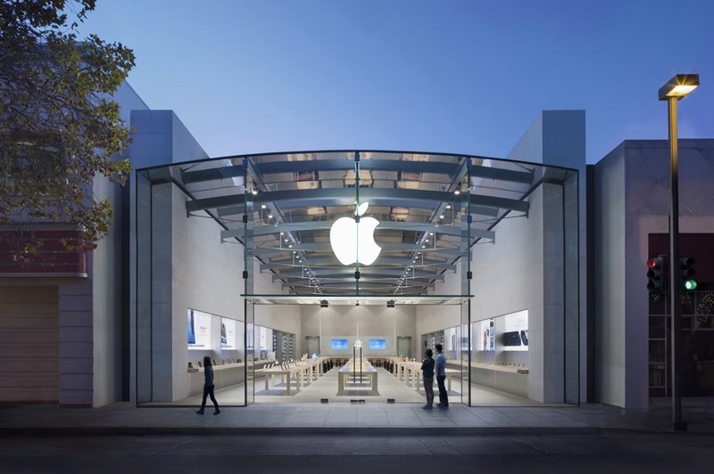 Полиция США опознала преступников, обокравших Apple Store на $1 млн