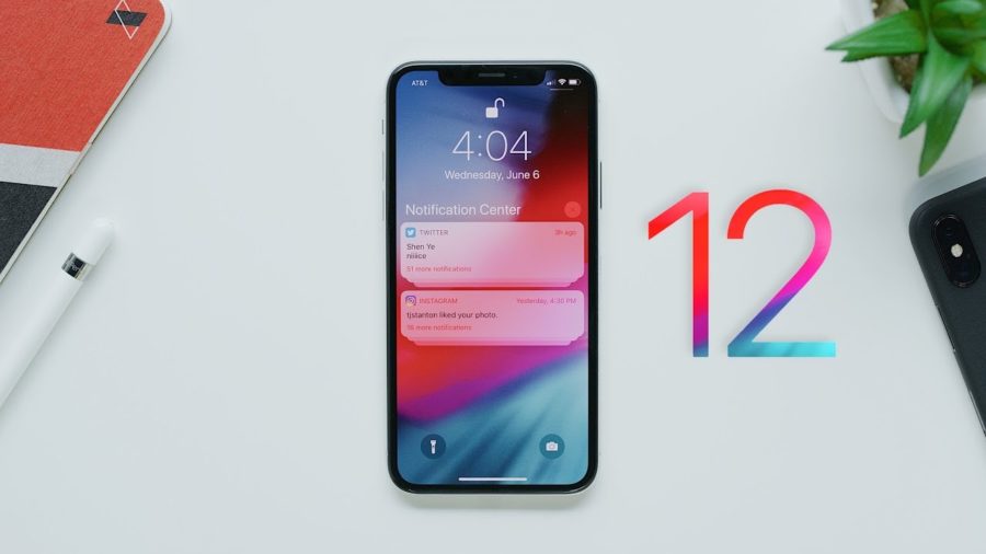 Скачать iOS 12 можно здесь. Прямые ссылки на загрузку