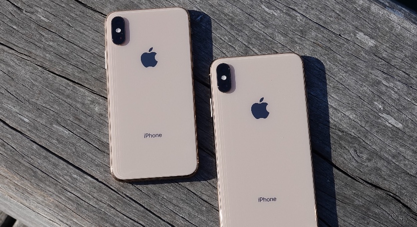 Первые распаковки iPhone XS и iPhone XS Max