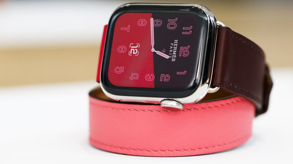 Похоже, в российских Apple Watch Series 4 не будет очень важной функции