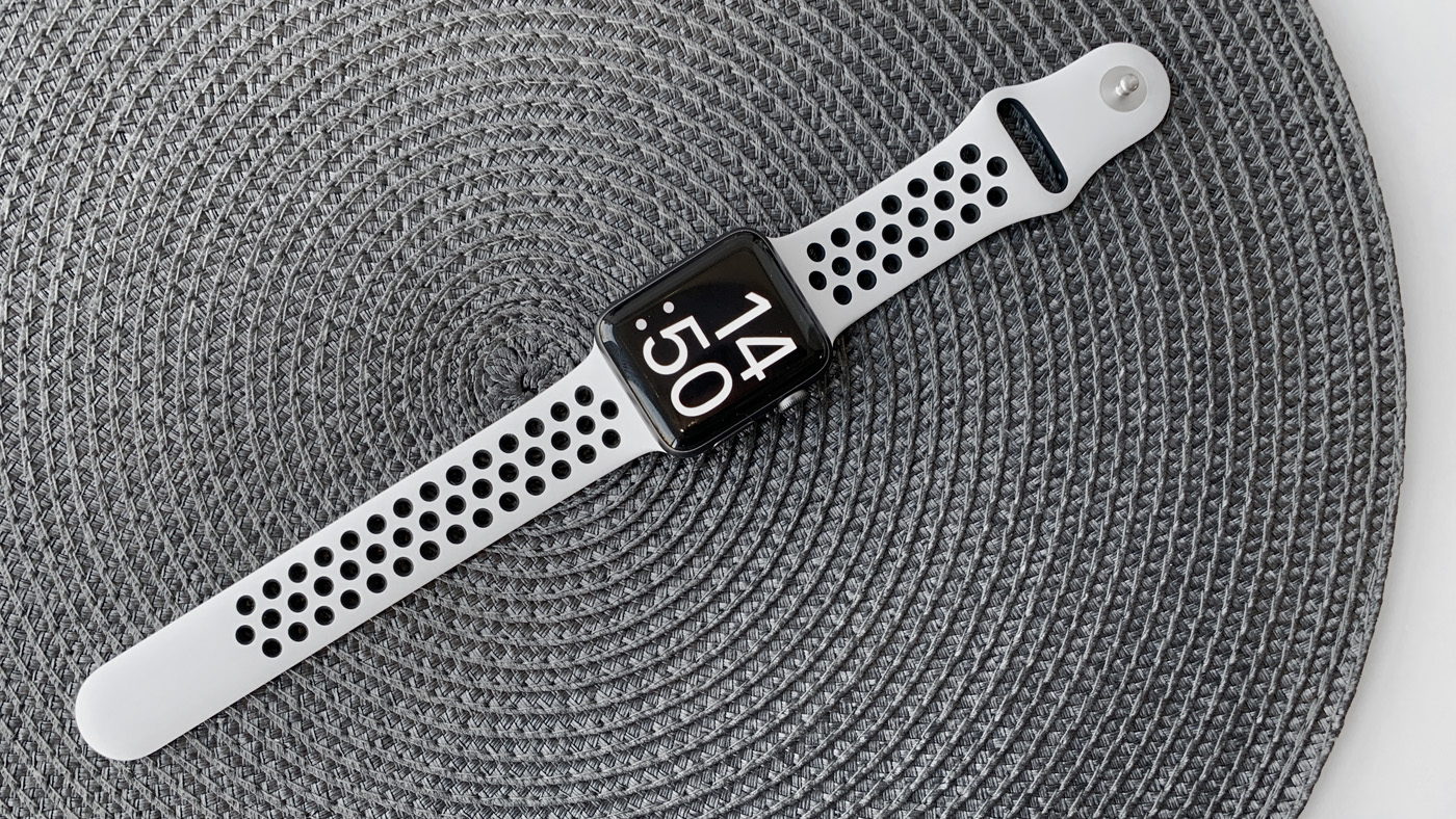 Пора почистить силиконовый ремешок Apple Watch