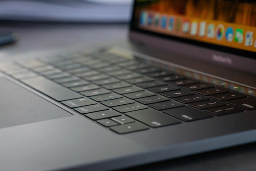 Появились результаты тестирования нового топового MacBook Pro с графикой Radeon