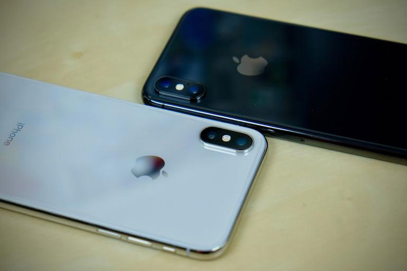 Apple собирается вернуть iPhone X в продажу
