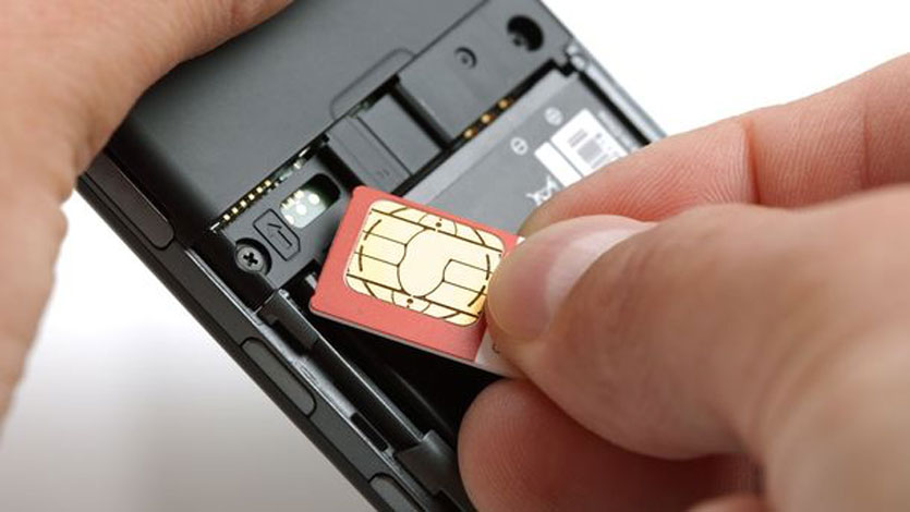 Российская компания выпустила звонилку на четыре SIM-карты