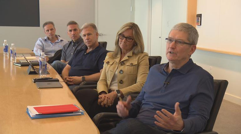 Apple готовит экстренное совещание из-за провала iPhone