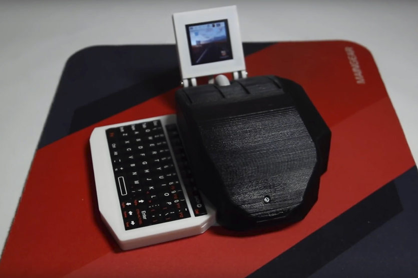 Блогер собрал компьютер с клавиатурой и экраном из обычной мышки