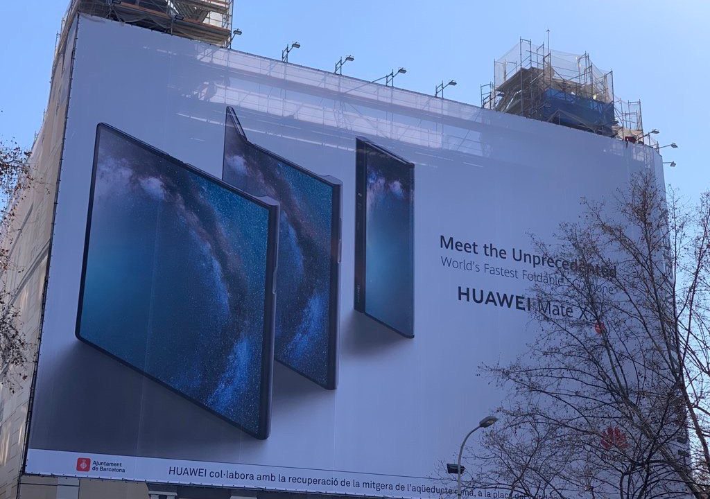 Huawei представила «беспрецедентный» складной Mate X