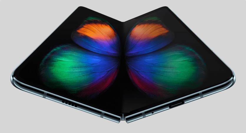 Samsung тайно показала Apple образцы гибких дисплеев