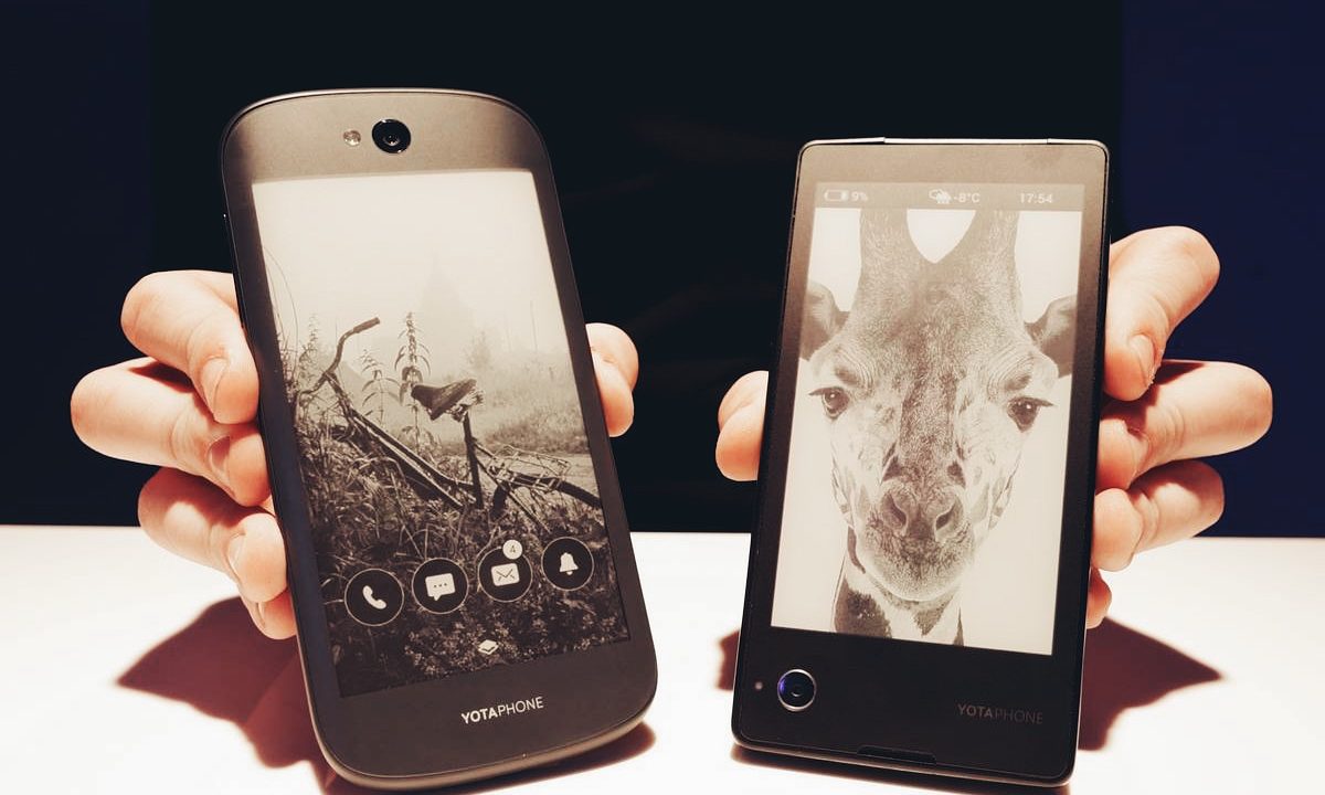 Официально: YotaPhone с треском обанкротился