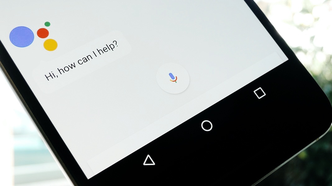 Google Assistant тайно записывает разговоры пользователей