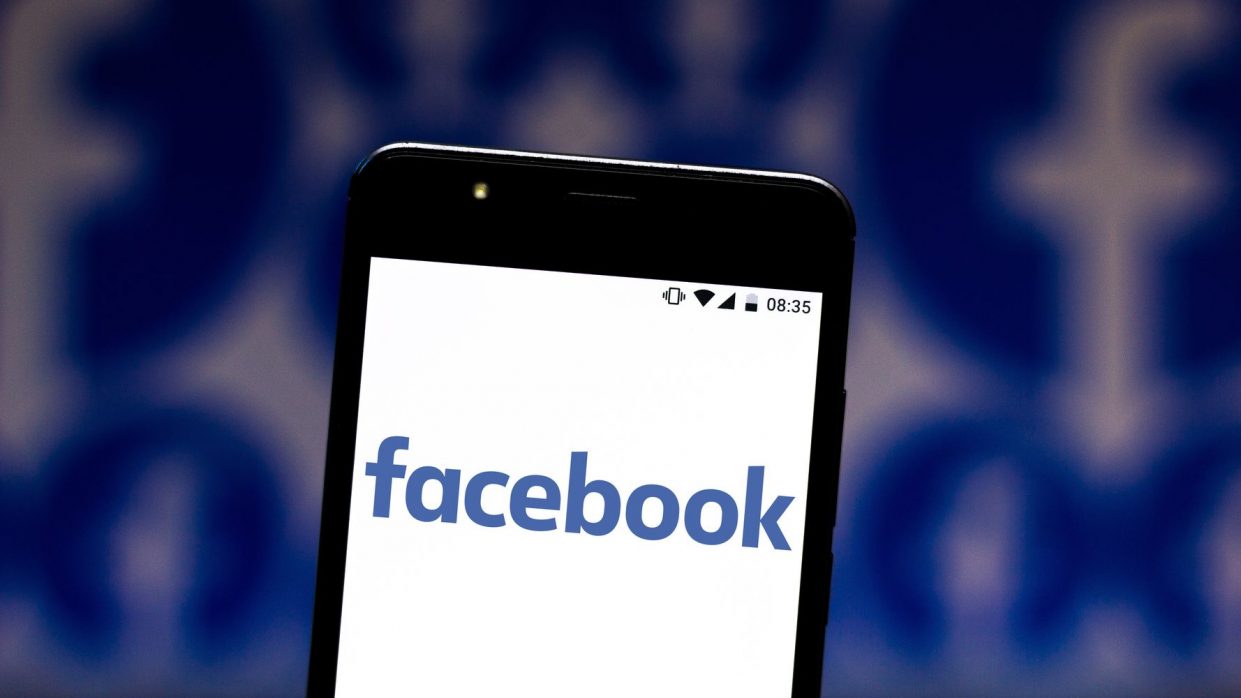 Почти 500 млн телефонных номеров пользователей Facebook оказались в свободном доступе