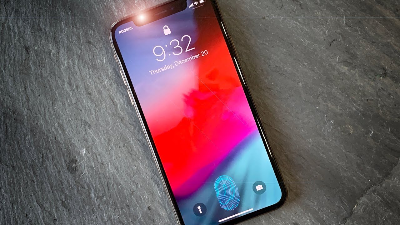 Bloomberg: В 2020 году выйдет iPhone с Touch ID в дисплее