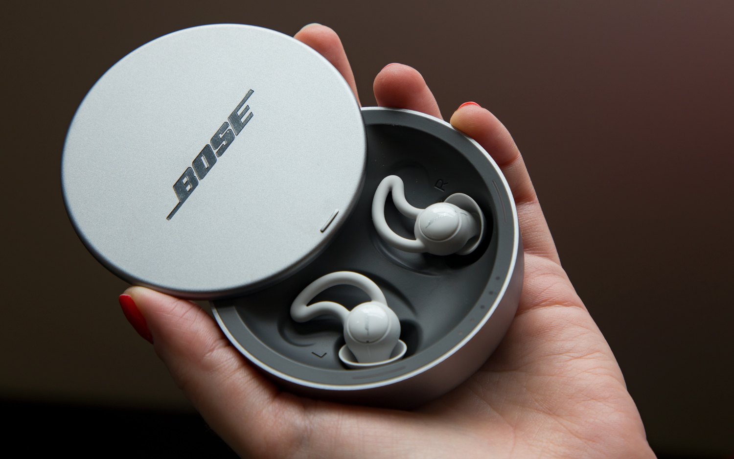 Bose прекращает продажи наушников для сна Sleepbuds из-за проблем с батареей
