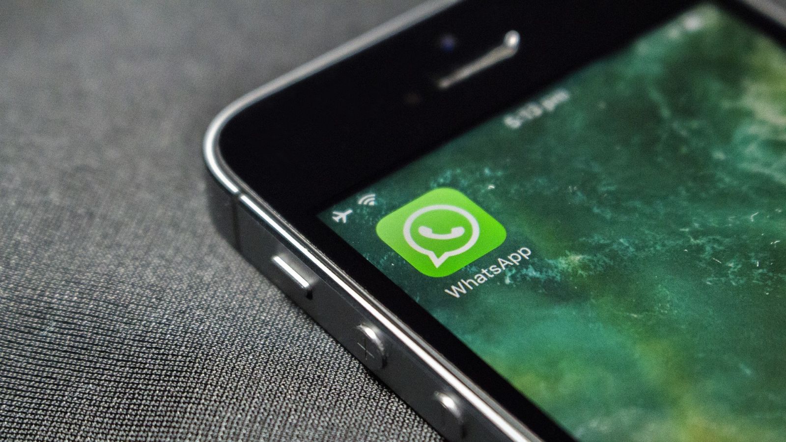 С 1 февраля WhatsApp перестанет работать на iOS 8