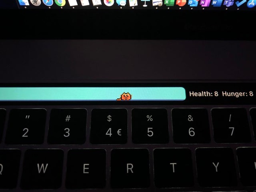 Теперь в каждом MacBook с Touch Bar можно завести тамагочи