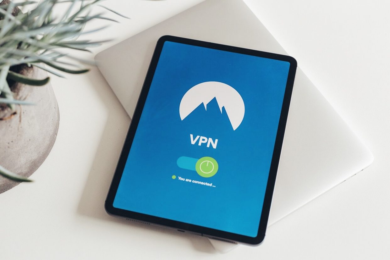 Каждый третий россиянин обходит блокировки в интернете. Запреты не помогают