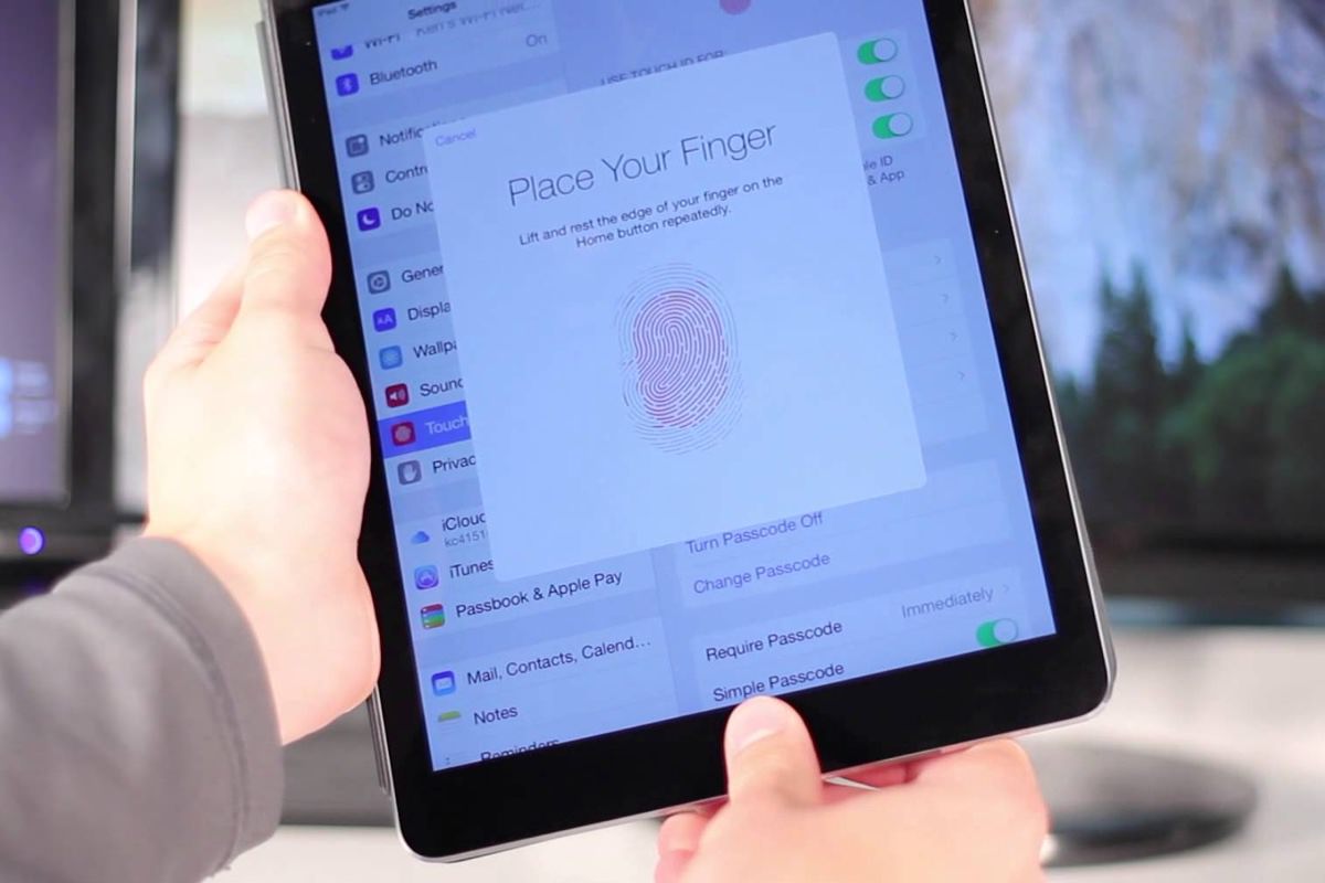 Слух: Apple готовит iPad Air с Touch ID под экраном, геймпад и 12-дюймовый MacBook с ARM-процессором