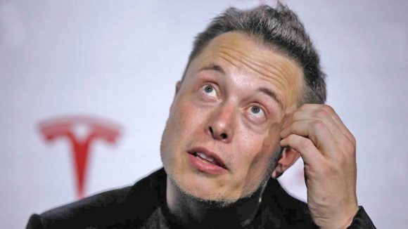Идиот: Илон Маск заговорил по-русски и обозвал экс-министра труда США
