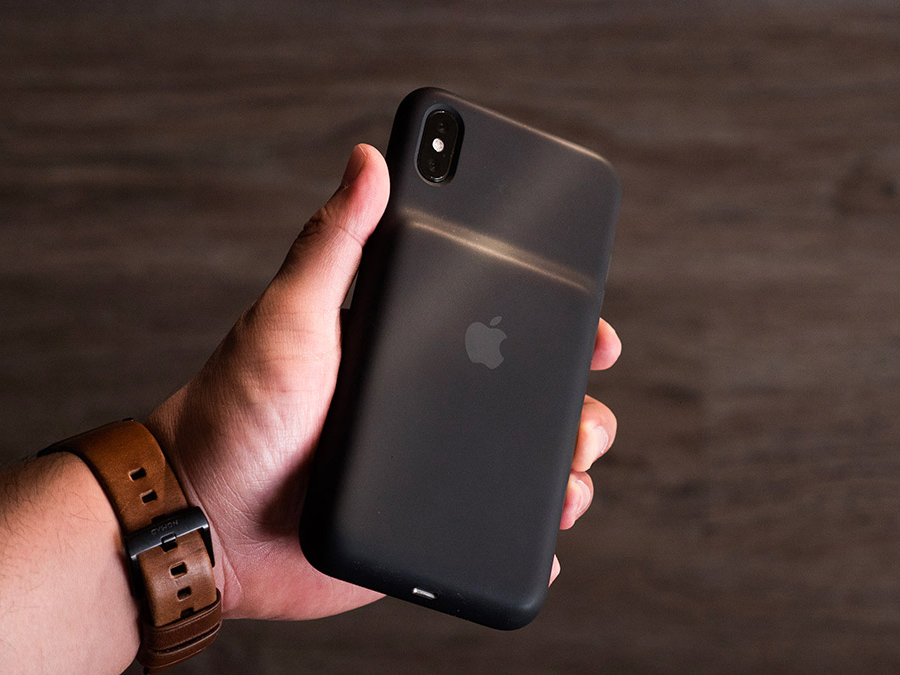 Apple придумала чехол, который заряжает iPhone без Lightning