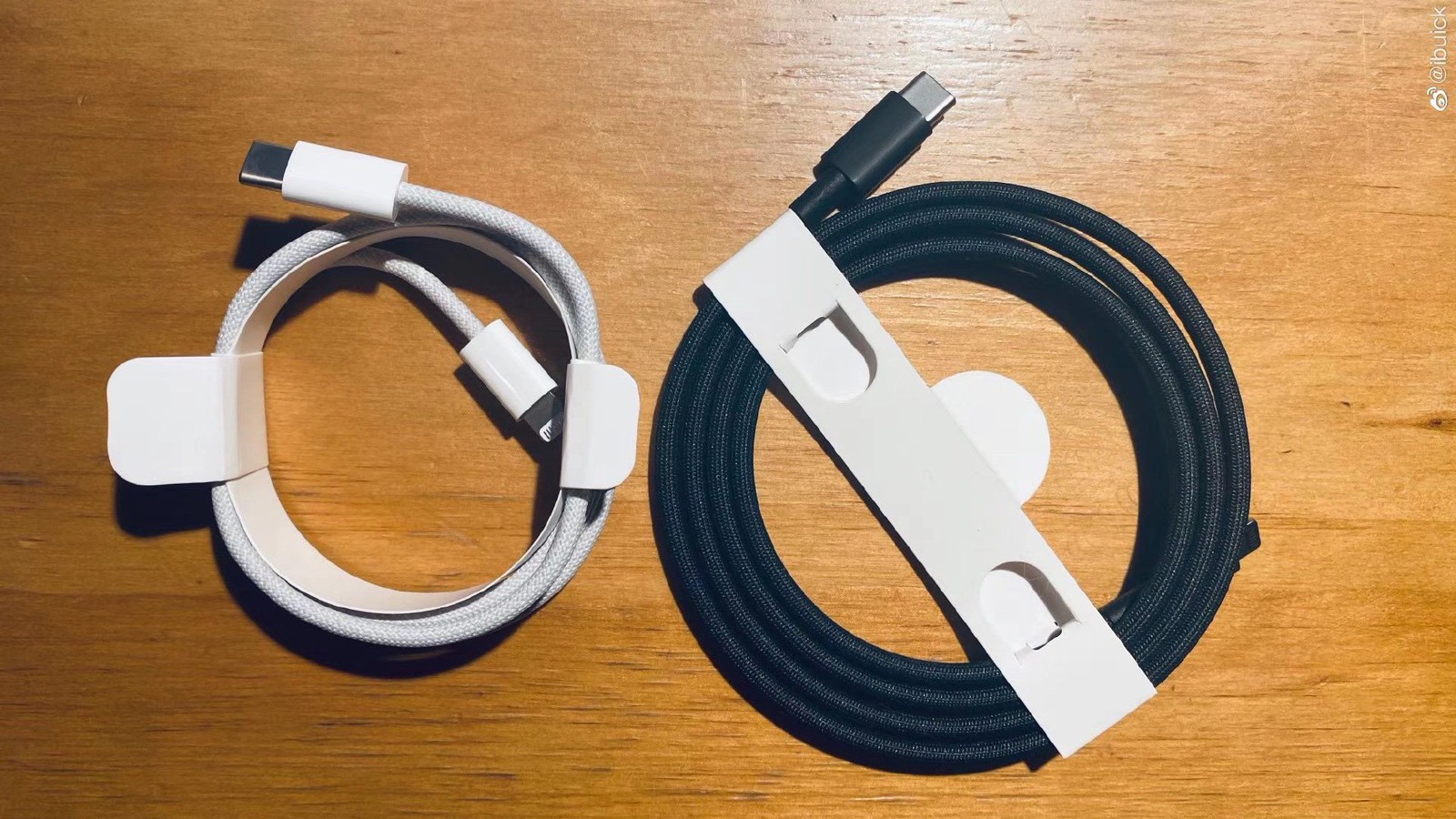 Фото нового укреплённого кабеля Lightning из комплекта iPhone 12