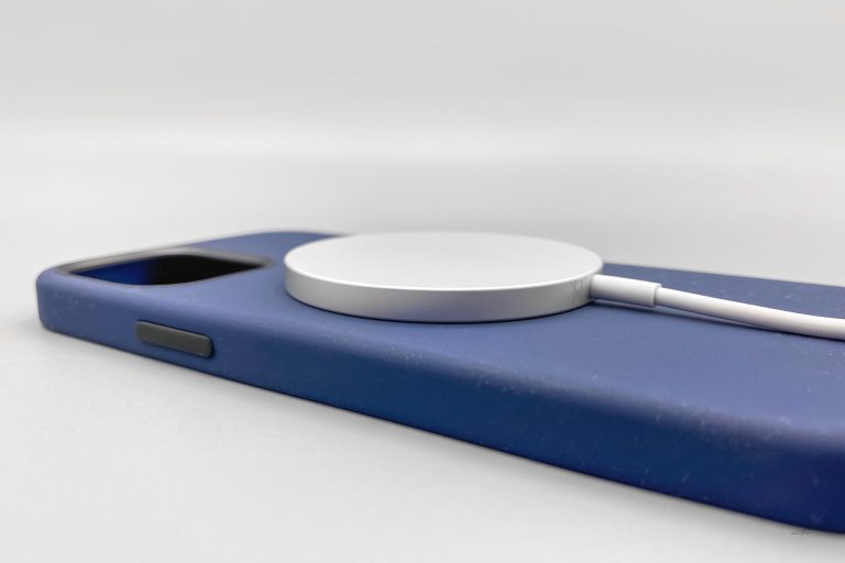 Xiaomi magsafe в автомобиль Xiaomi magsafe в автомобиль