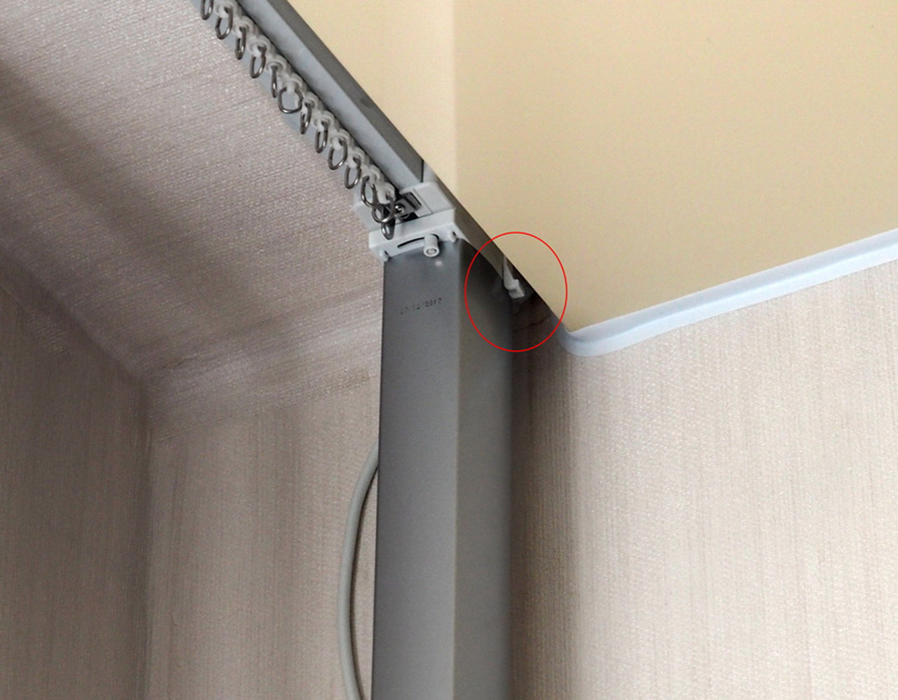 Aqara curtain. Умный карниз Aqara. Карниз Xiaomi Aqara. Aqara карниз с электроприводом. Умные шторы Aqara.