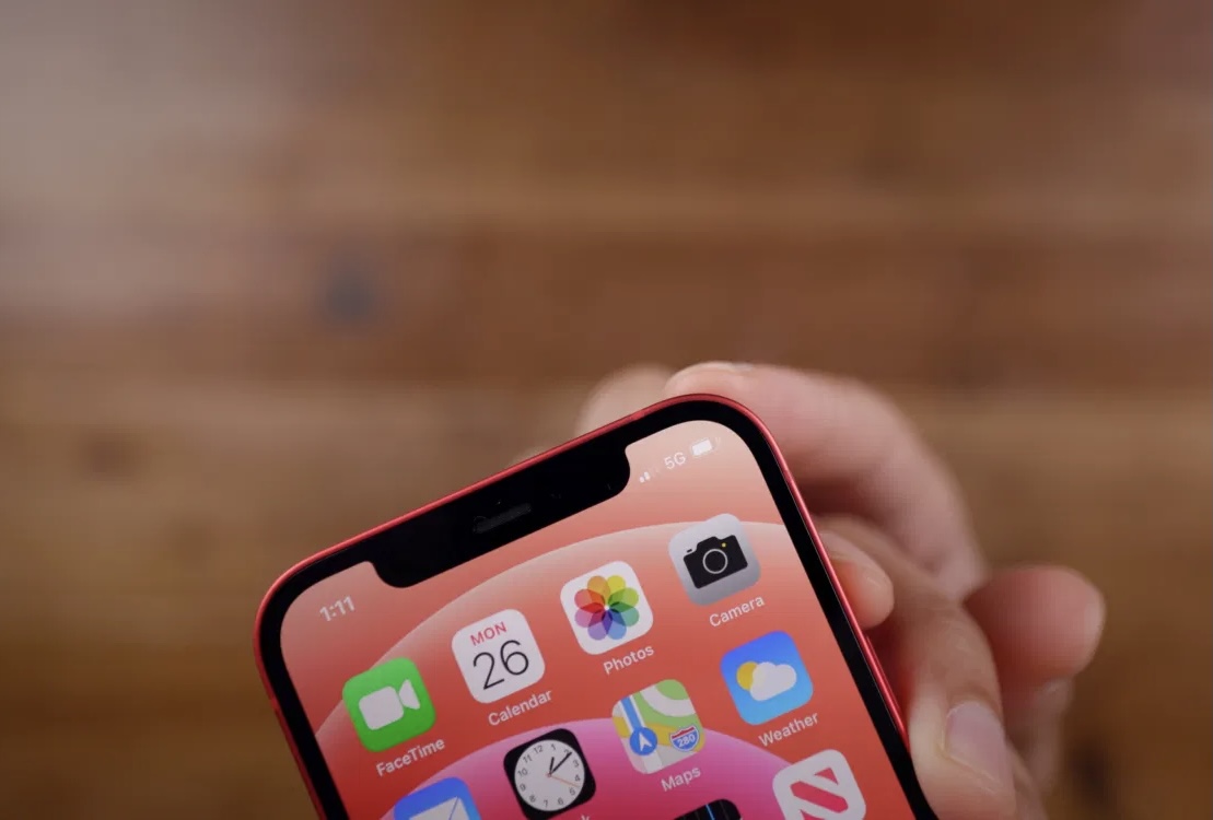 Некоторые владельцы iPhone 12 жалуются на произвольное отключение LTE и 5G