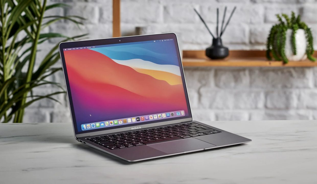 Apple готовит новый MacBook Air с зарядкой MagSafe и уменьшенным корпусом