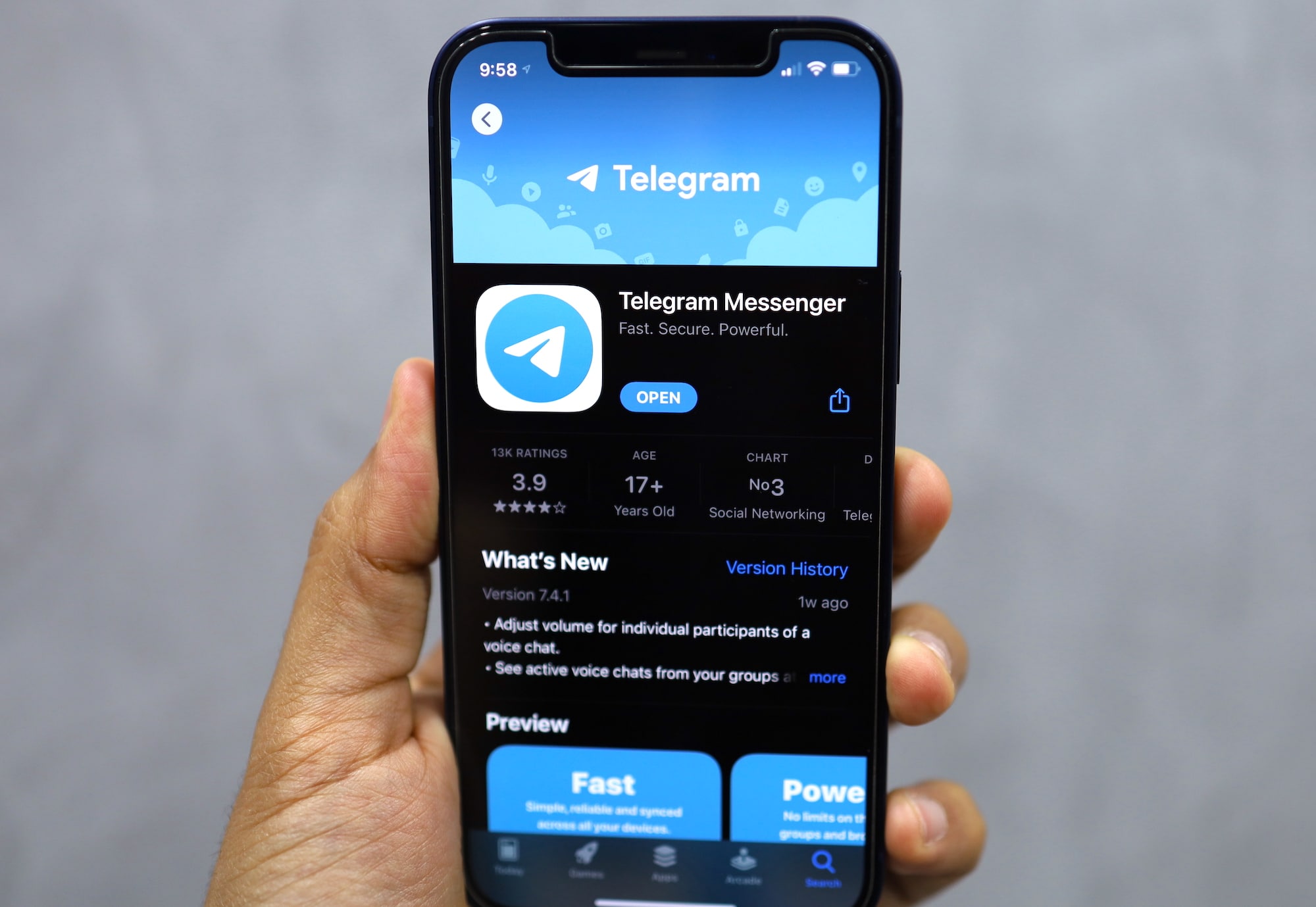 Как увидеть непрочитанные сообщения в Telegram, не открывая чат на iPhone?