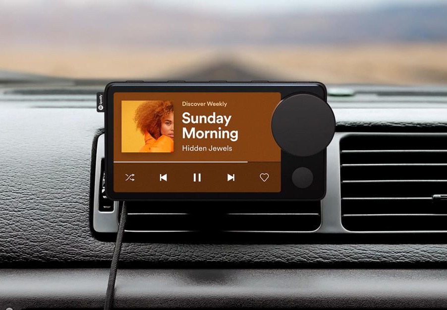Spotify выпустил Car Thing. Это музыкальный плеер специально для автомобилей