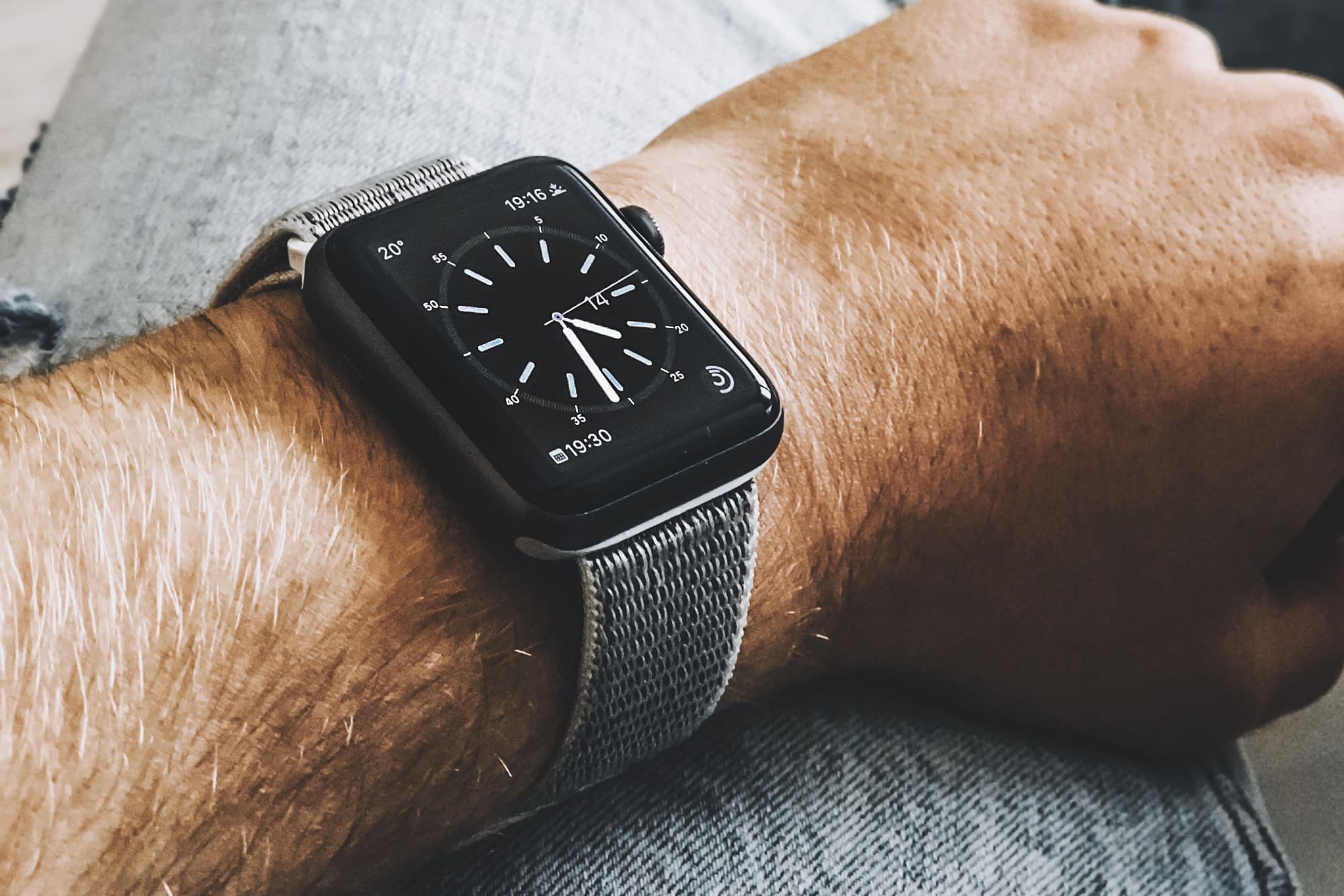 Пора забыть про Apple Watch Series 3. Они совсем устарели