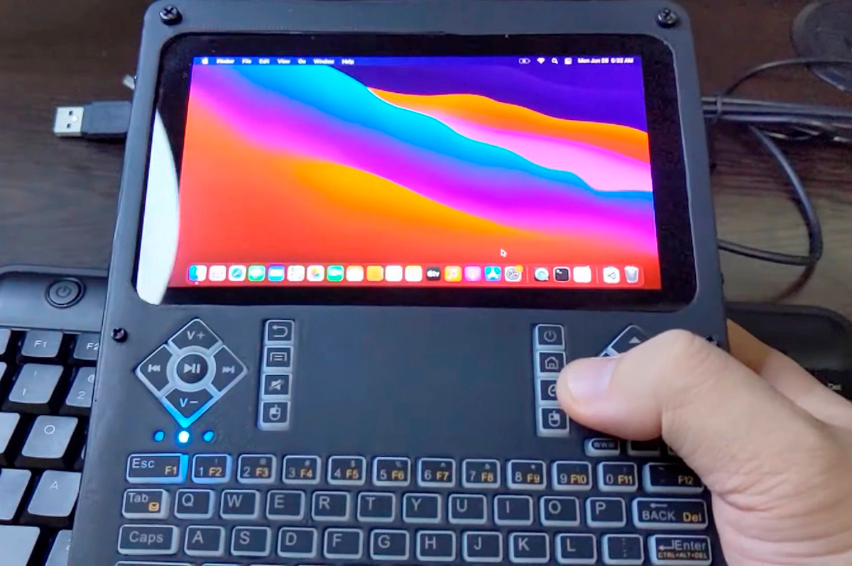 На планшет впервые установили macOS Big Sur. Тем временем iPad: 🗿🗿🗿
