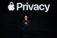 Эксперты ругают Apple за то, что пользователи iPhone не защищены от слежки. Инцидент с Pegasus тому пример