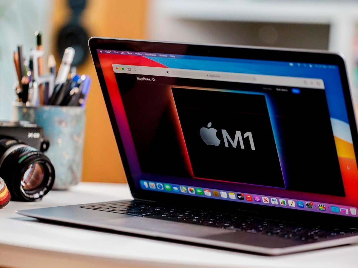 Владельцы MacBook с процессором M1 жалуются на хруст в динамиках