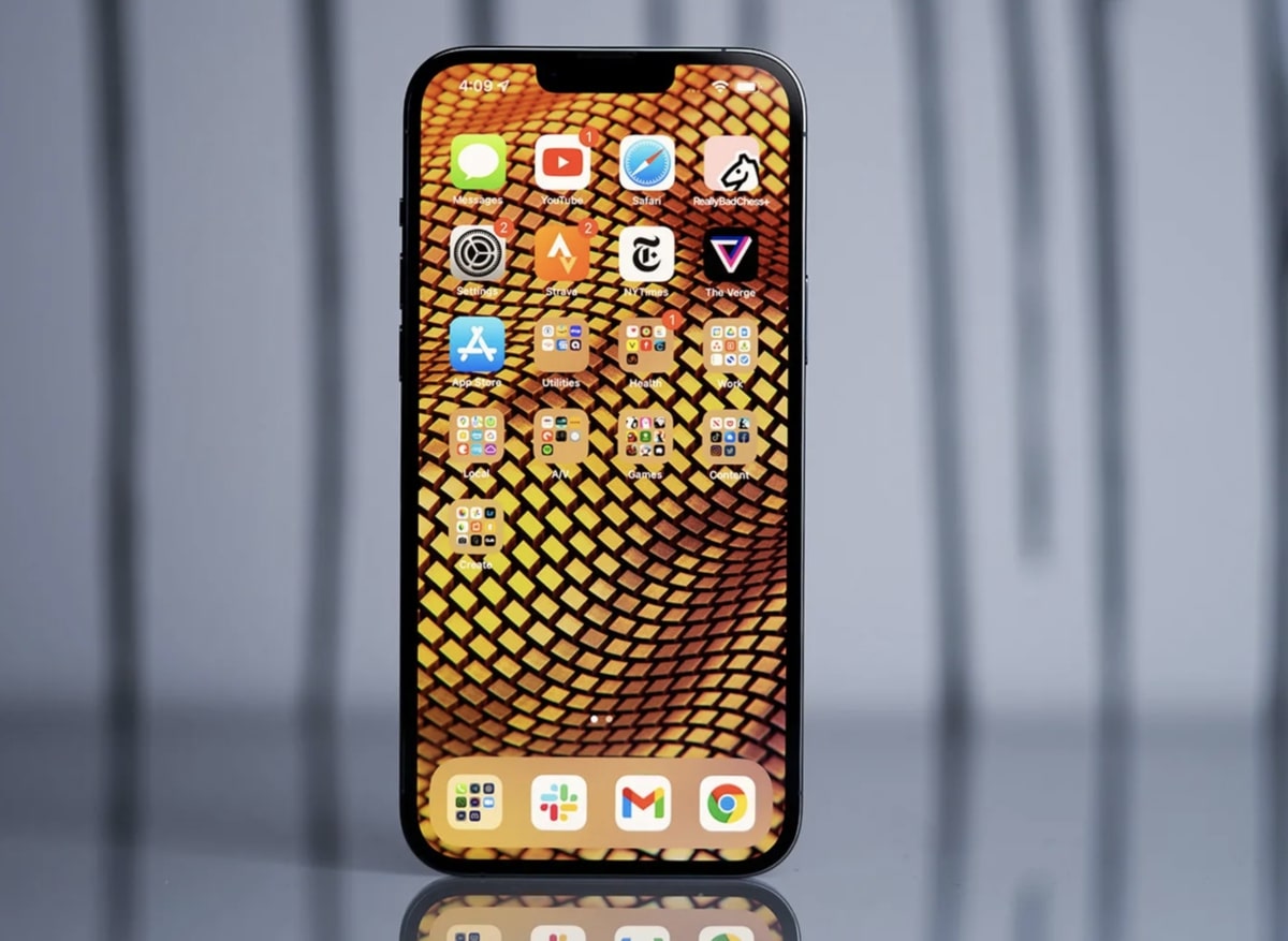 DisplayMate признали экран iPhone 13 Pro Max лучшим среди смартфонов