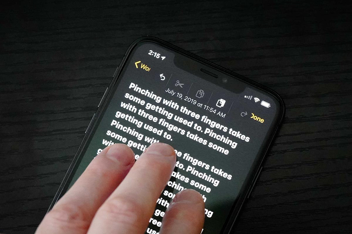 9 полезных жестов на iPhone, которые ускоряют работу с текстом в iOS. Исправляем любую ошибку за секунду