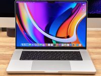 Пользователи сообщают о засветах на дисплеях MacBook Pro 2021 года