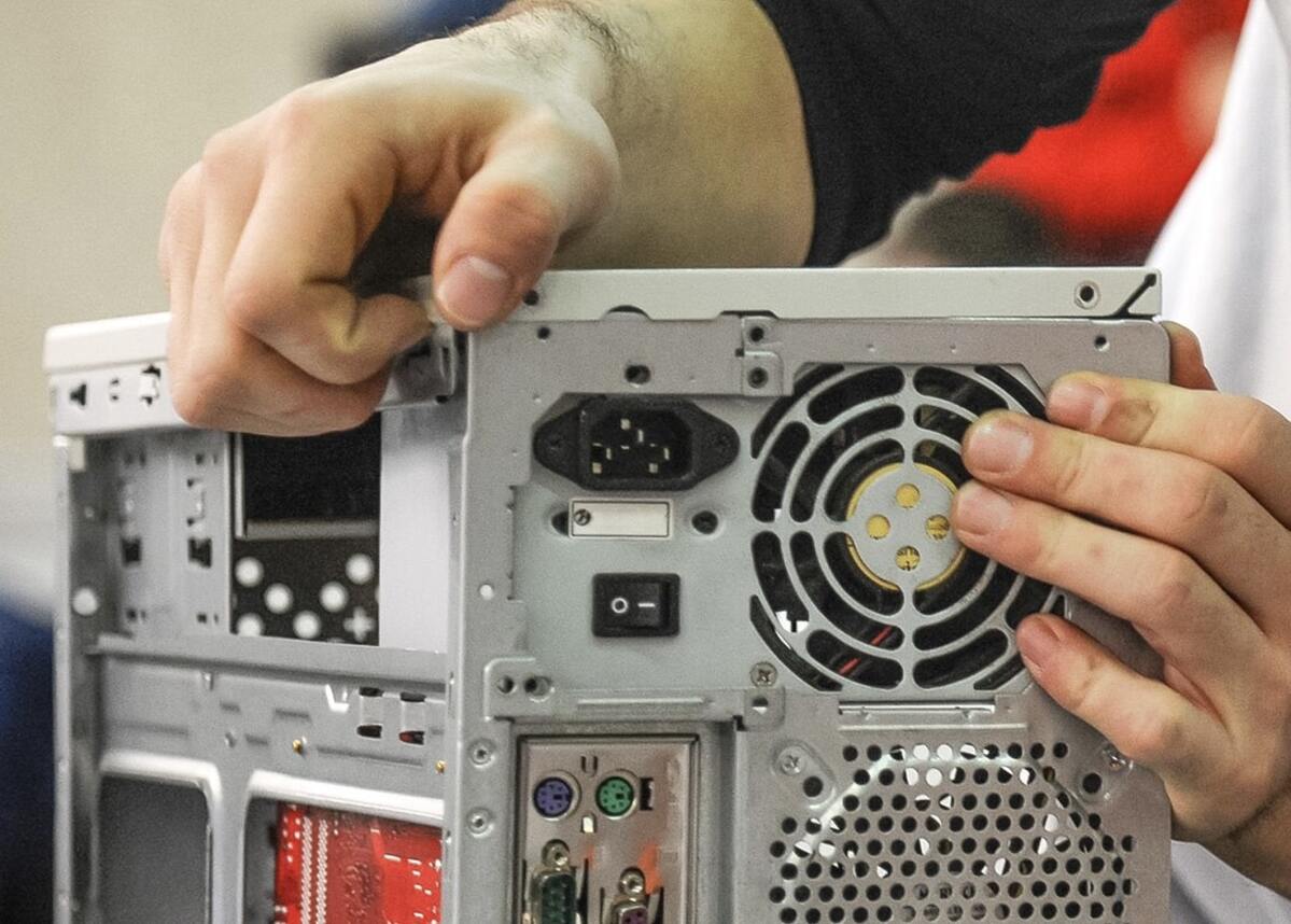 В Москве появятся пункты сбора старых гаджетов и сломанной техники. Их переработают